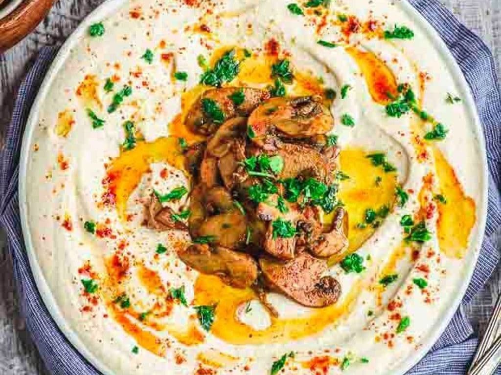 Hummus & Mushroom Bowl
