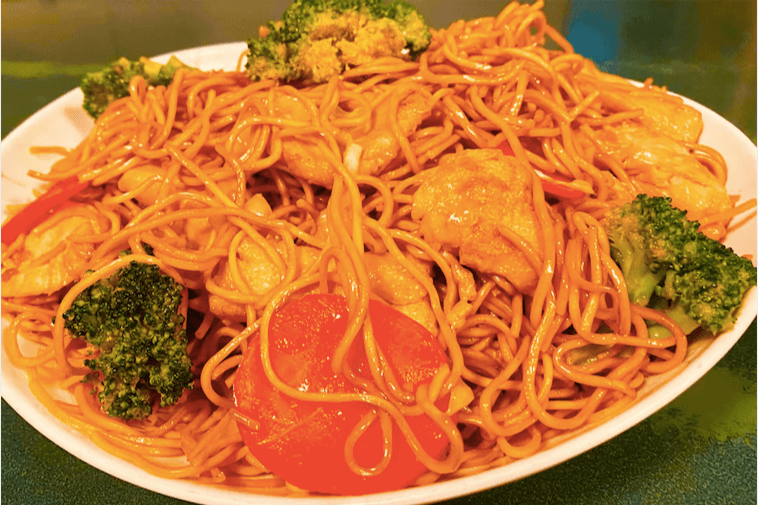 55c. Chicken Chow Mein 鸡肉炒面