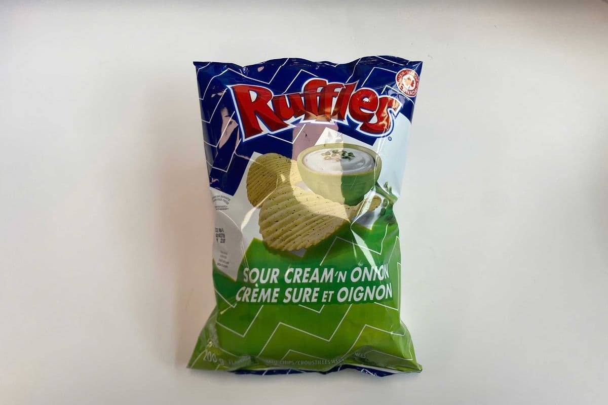 Ruffles Sour Cream'N Onion (200g) (270 Cal)