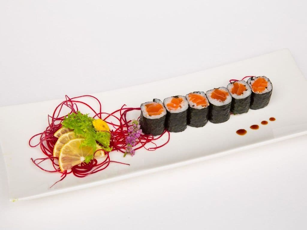 Salmon Roll(6Pcs)
