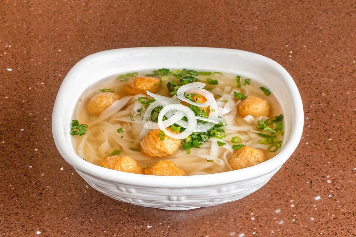 227 - Fish Balls with Rice Noodle Soup