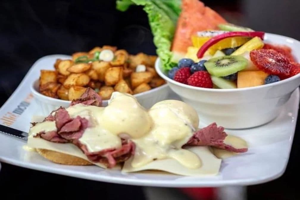 Bénédictine à la viande fumée / Smoked Meat Benedict