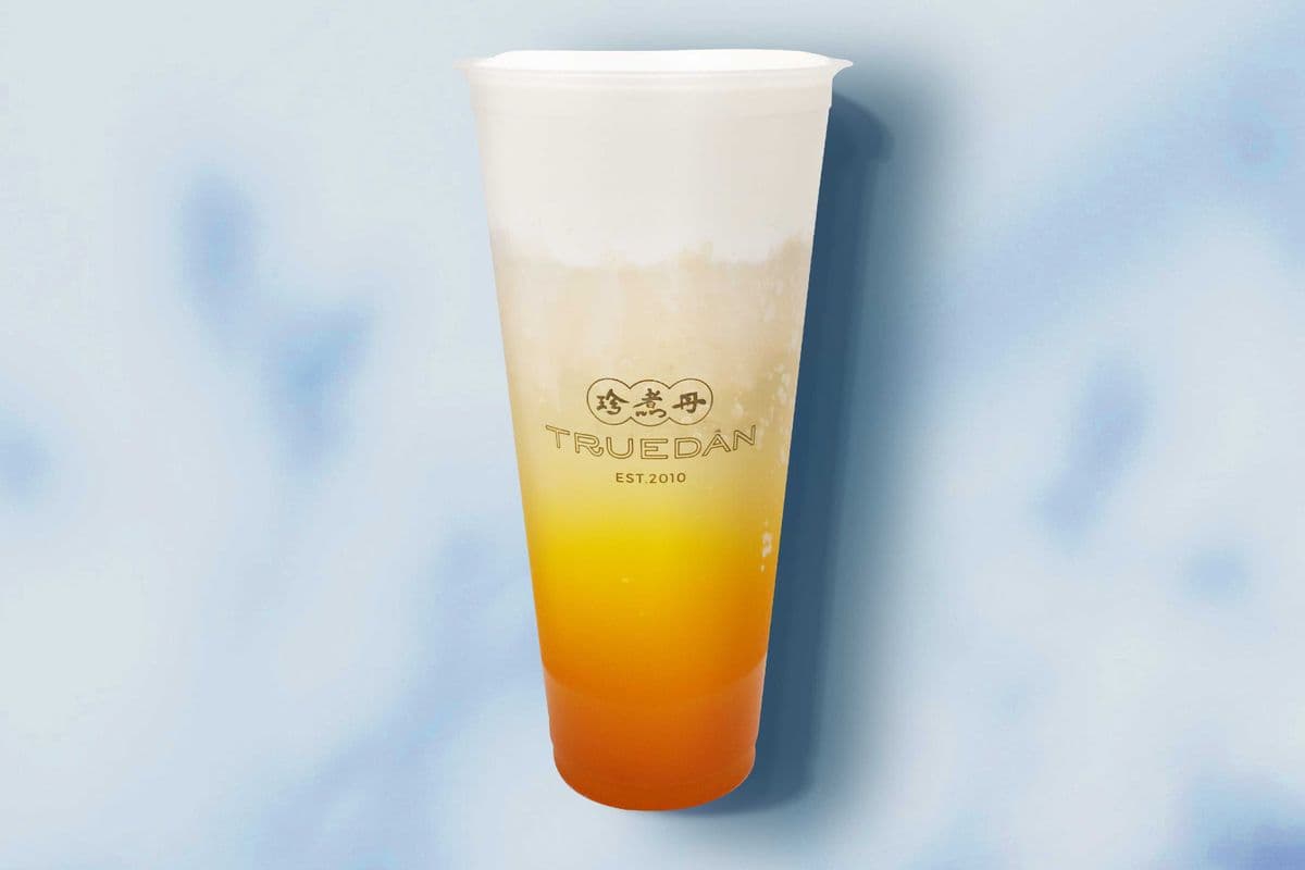 Pineapple Sparkling Water with Macchiato