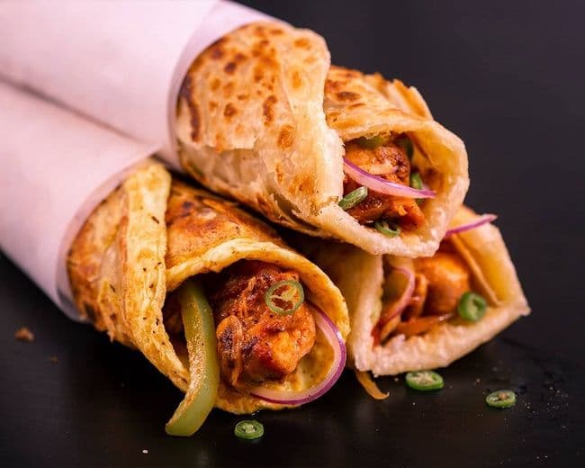 BUTTER CHICKEN ROLL
