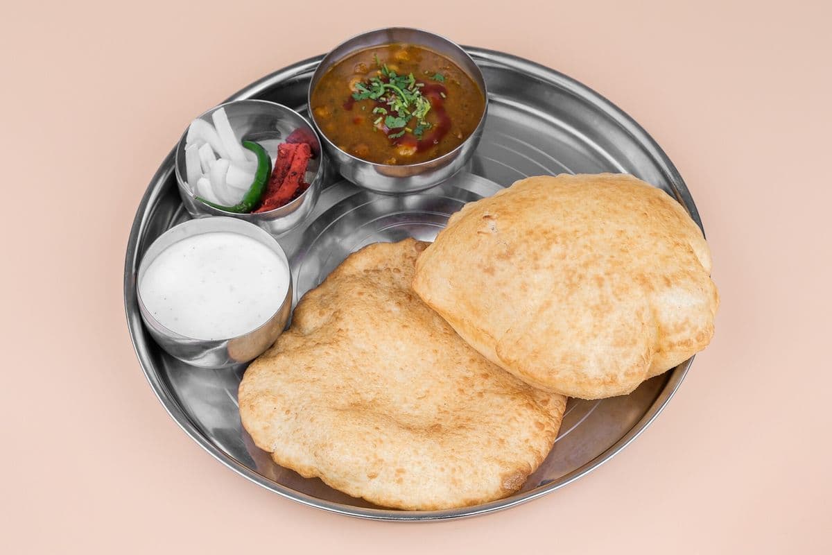 Chana Bhatura