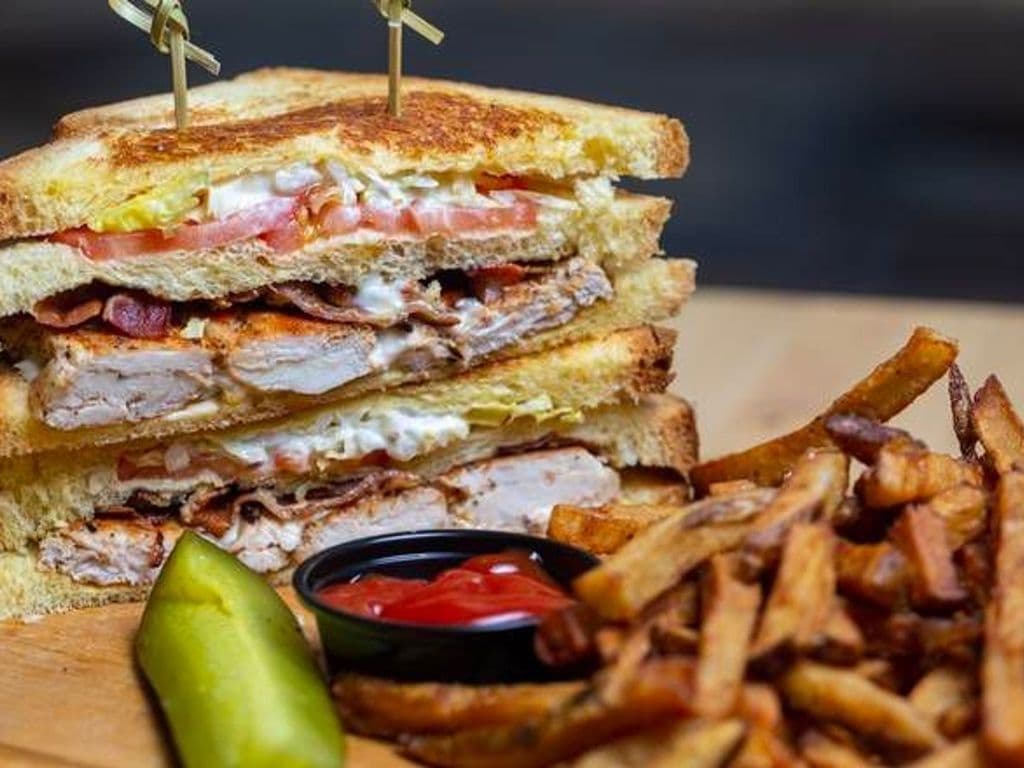 CLUB SANDWICH