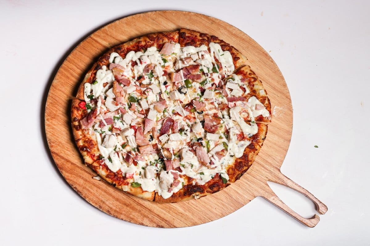 Large paneer tikka Pizza