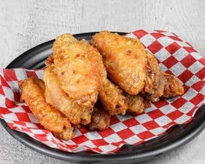 Deep-Fried Chicken Wings (6 pcs) / 香脆炸雞中翼 (6pcs)