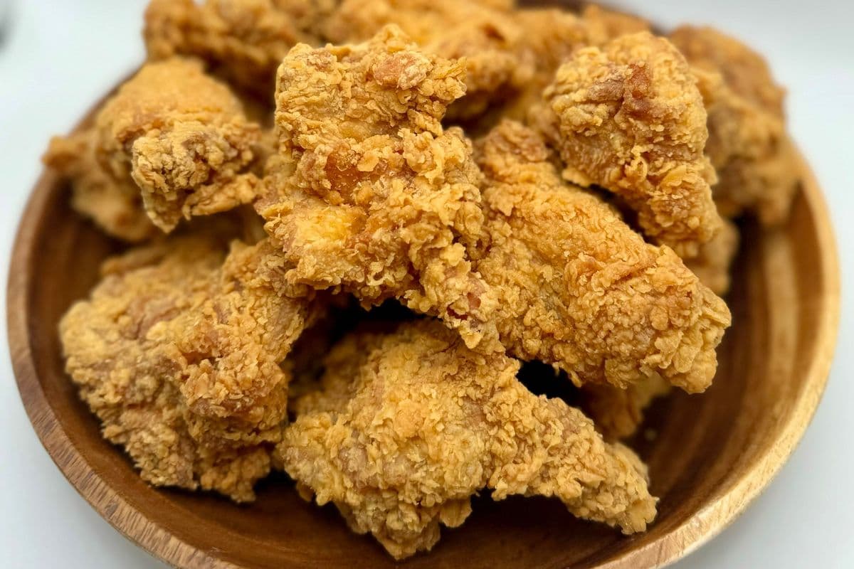 (1 Free Onion Rings) Signature Crispy Original (Full and Boneless Only)