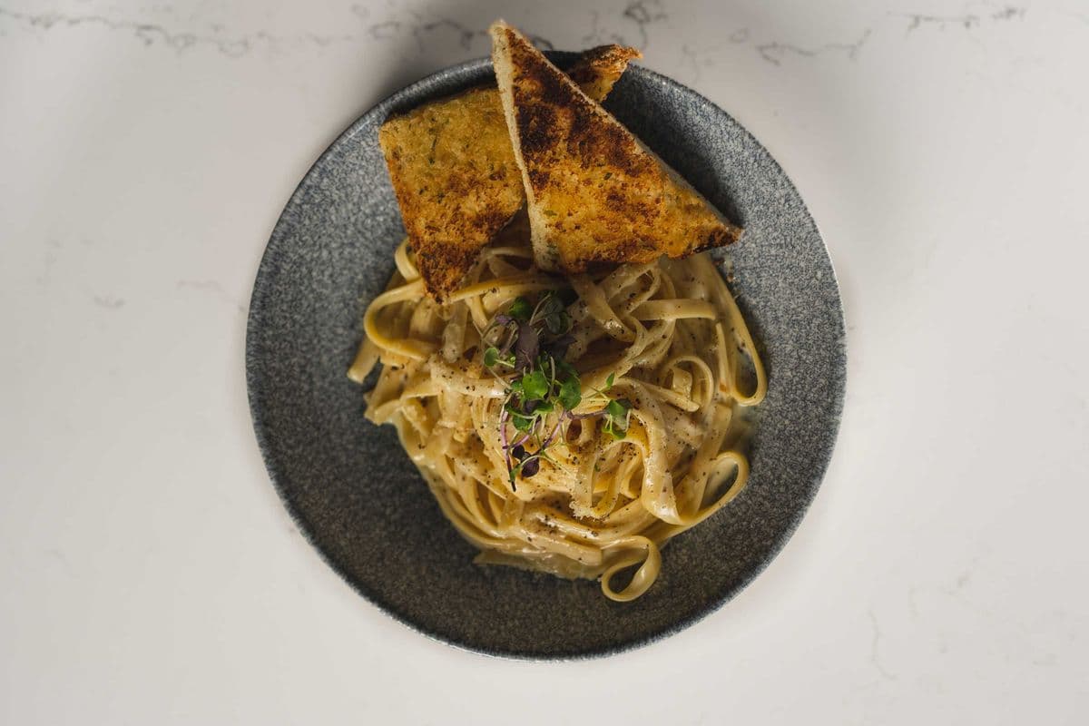 Fettuccine Alfredo Bowl