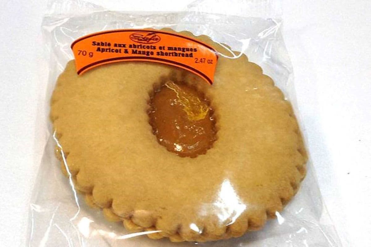 Apricot shortbread