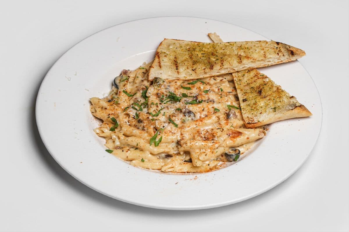 Alfredo Mushroom Pasta