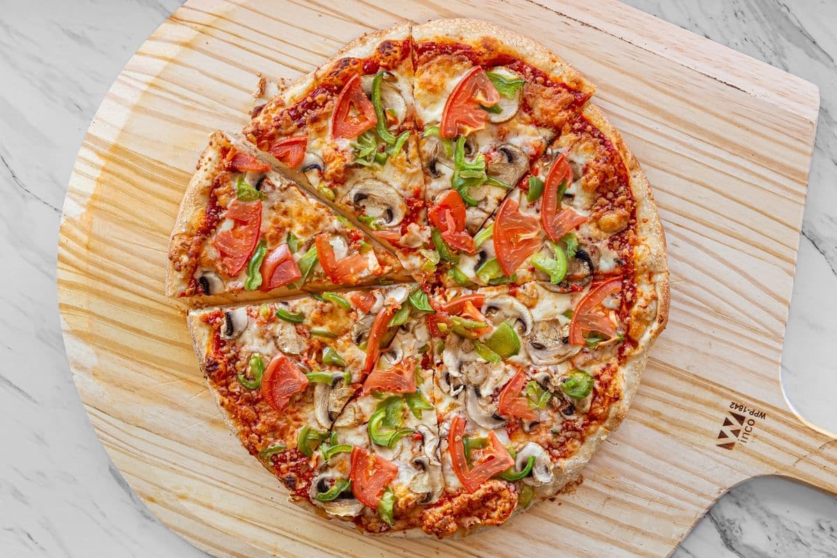 Medium The Vegetarian Pizza