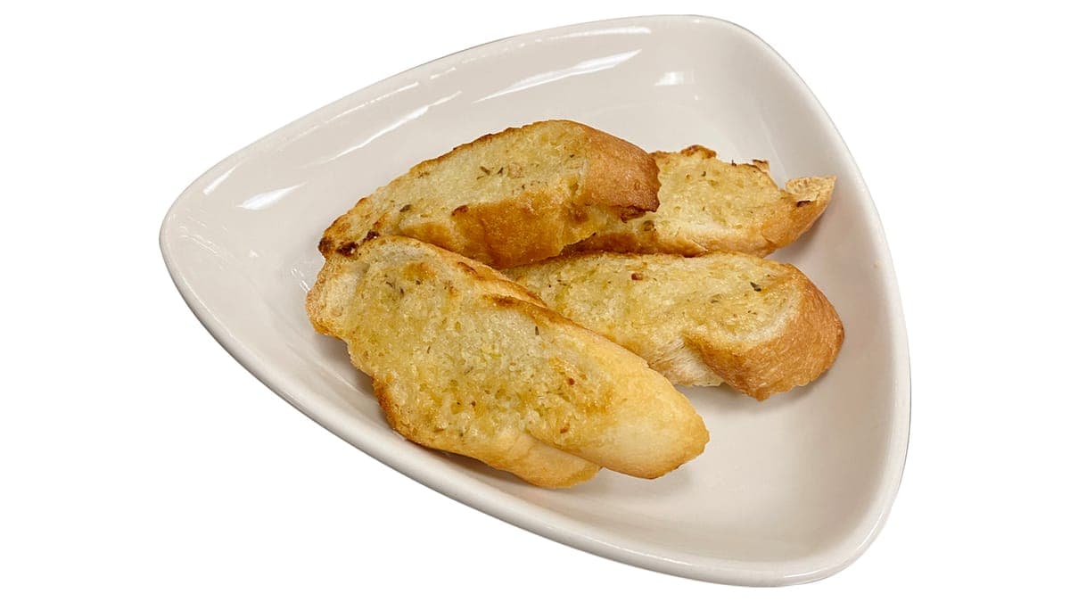4 Warm Baguette Slices With Garlic Butter - Pão Com Alho 4 unidades