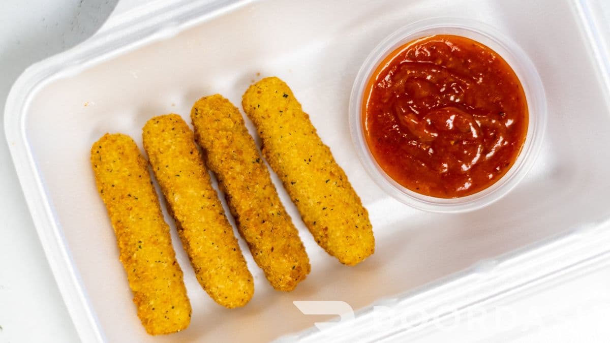Mozzarella Bullets (8 pcs)