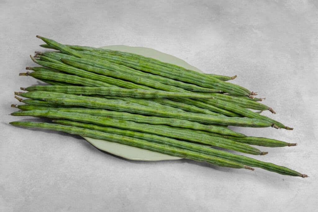 Drumstick (bunch, 1.5lb)