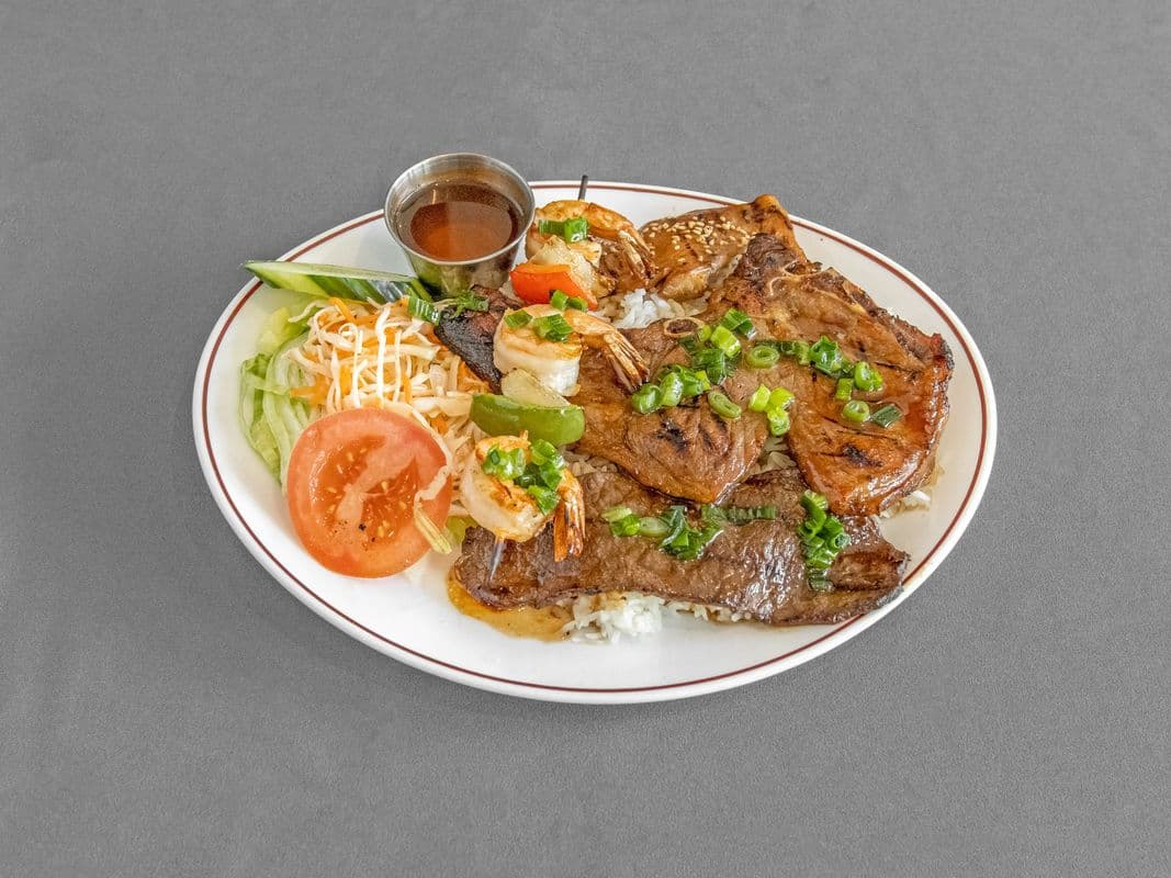 #E COMBO MIXTE DE GRILLADE / Mix Grilled Combo Meal