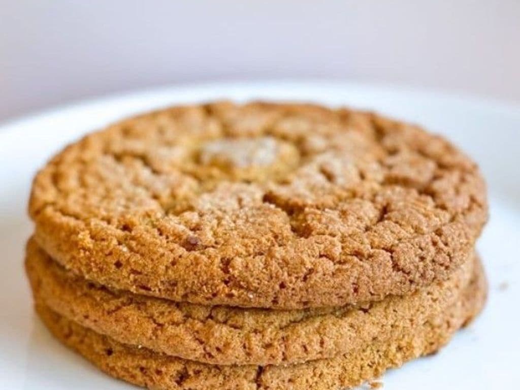 Ginger Molasses Cookie