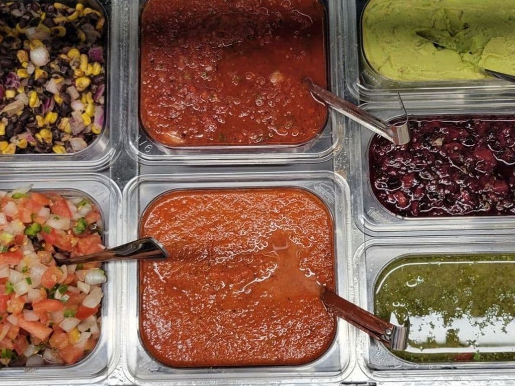 EXTRA SALSAS & CREMAS