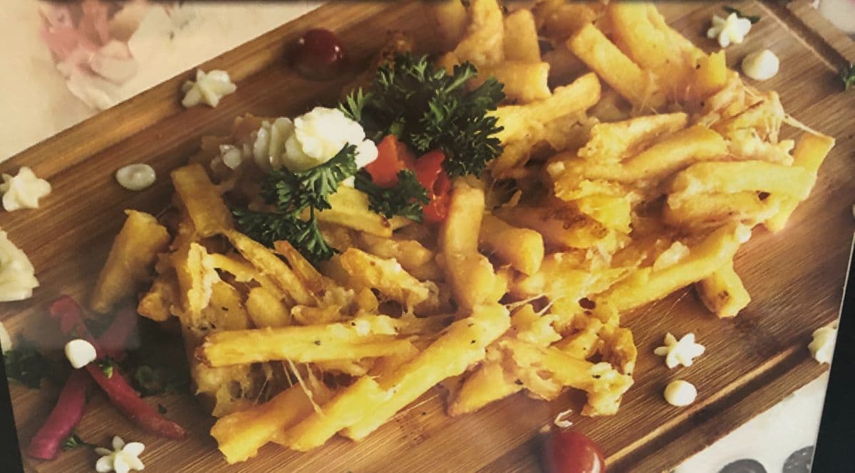 Garlic Cheese Fries
