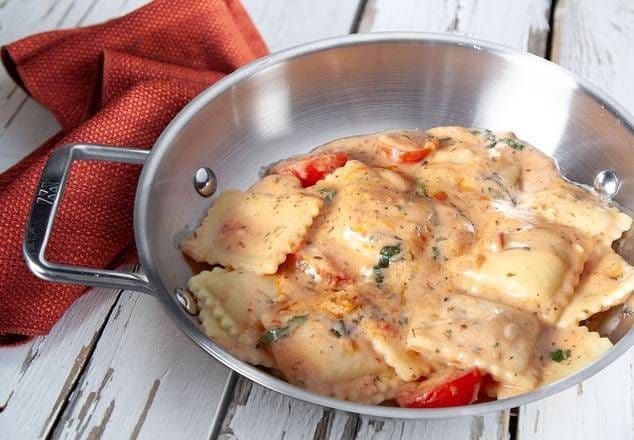 Ravioli Salsa Rosa