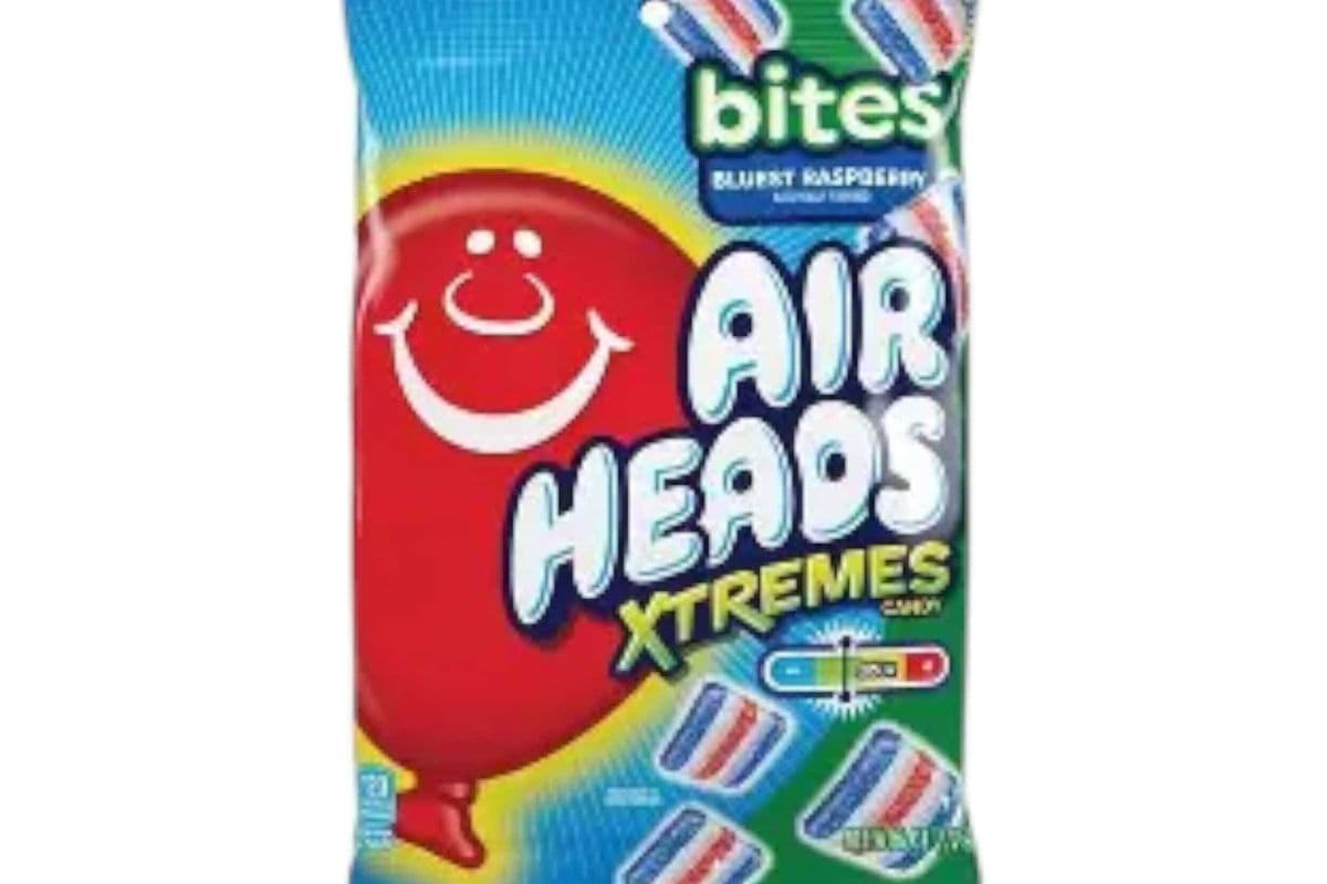 Air Heads Xtremes Sour Candy (Bluest Raspberry) (170g) (120 Cal)