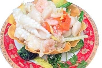 98. Sugar Pea & Celery with Seafood on Cookies Nest 金盞三鮮