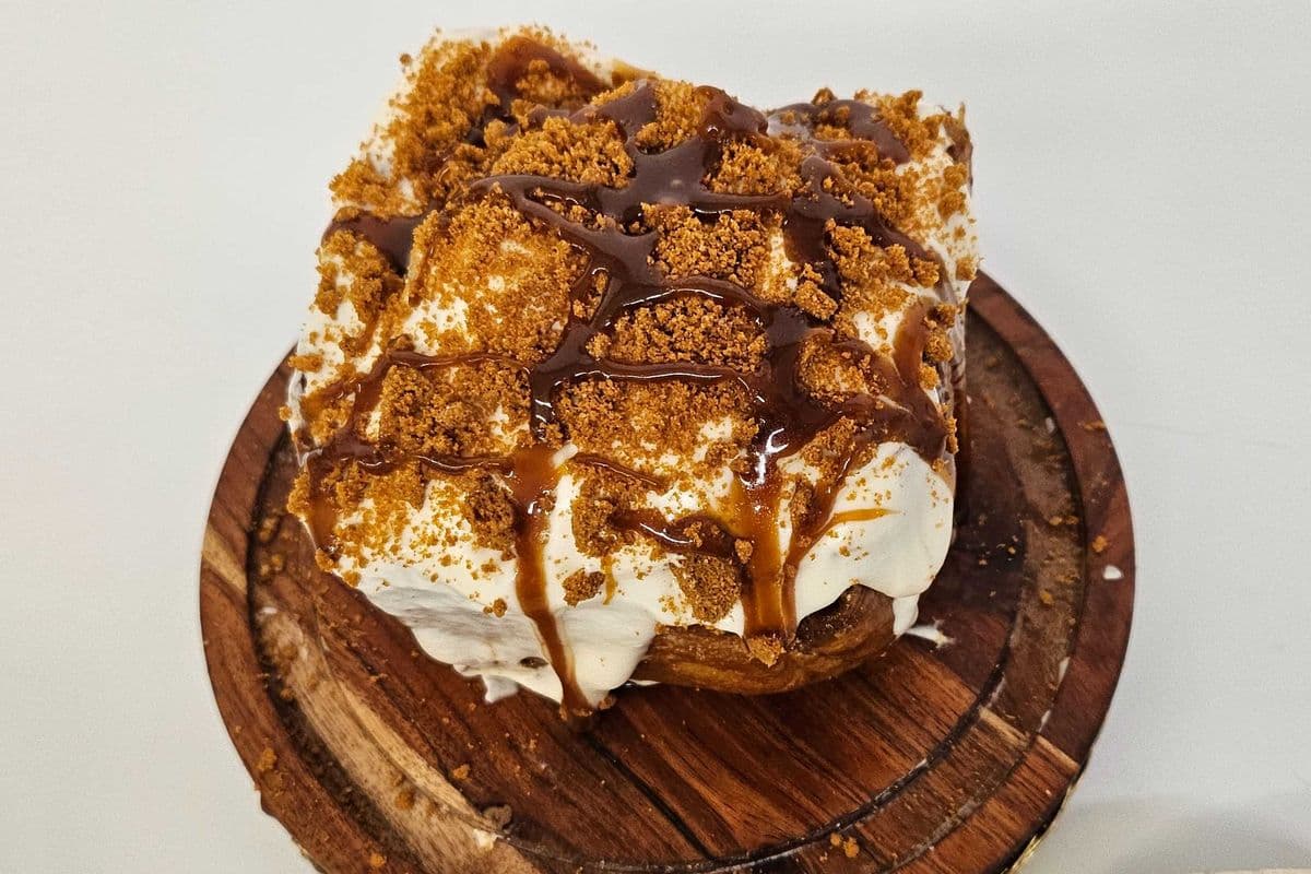 Mega Cinnamon Roll