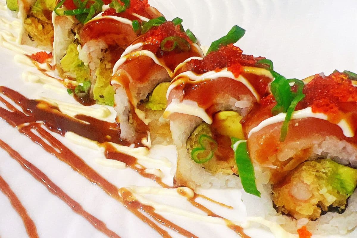 White Dragon roll (白龙寿司8片)8pcs