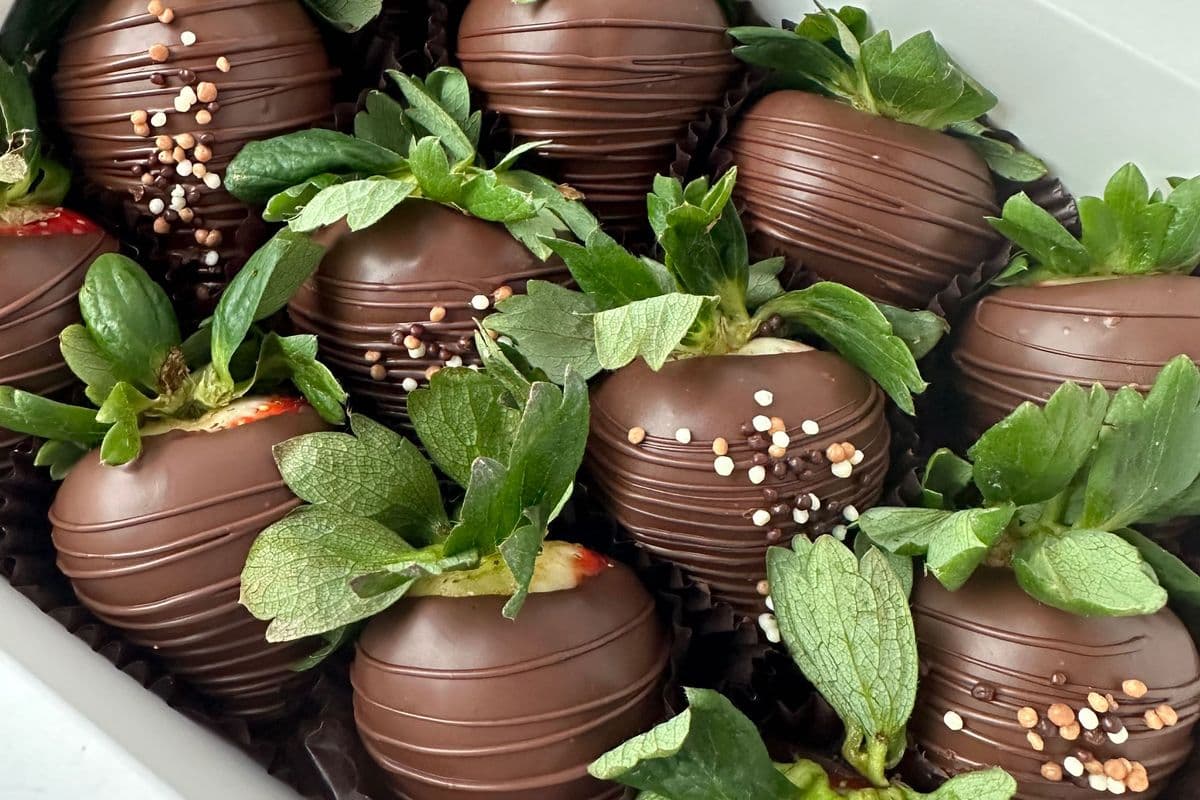 Dark Chocolate Strawberries