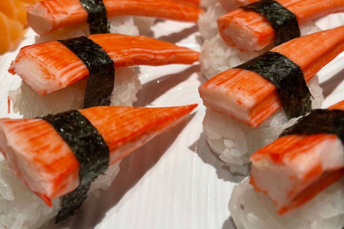 Crab Meat (Kani) Sushi
