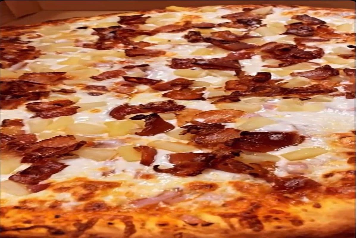 Large 15" Hawaiian 2 Pizza