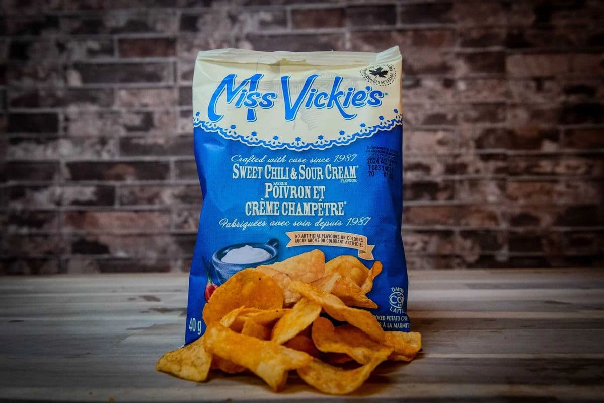 Miss Vickie's Sweet Chili &Sour Cream Chips