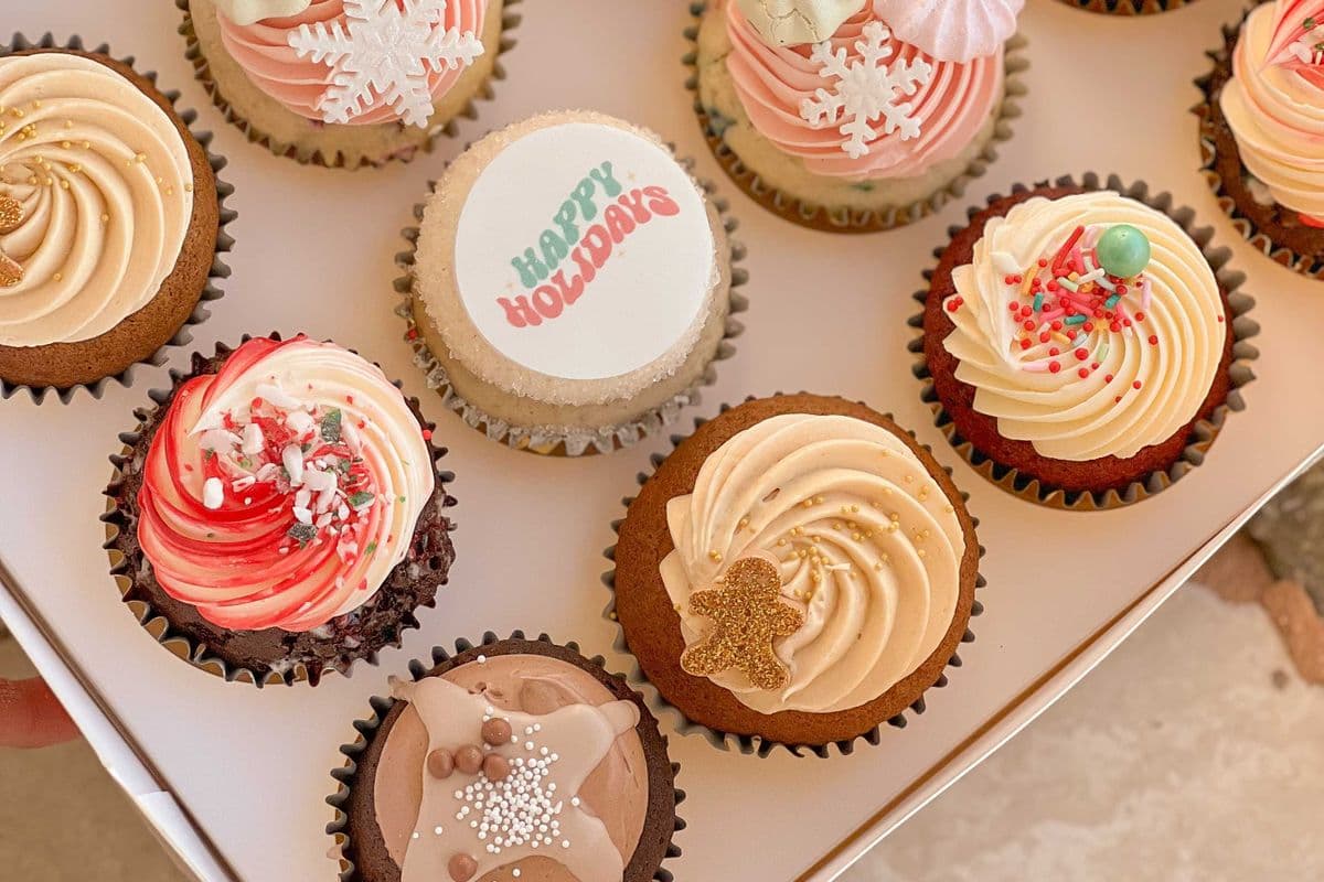 Cupcakes (Box of One Dozen Large)