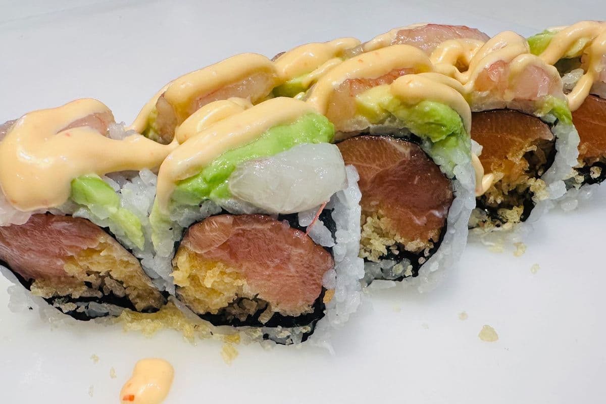 I17. Special 97 Salmon Roll