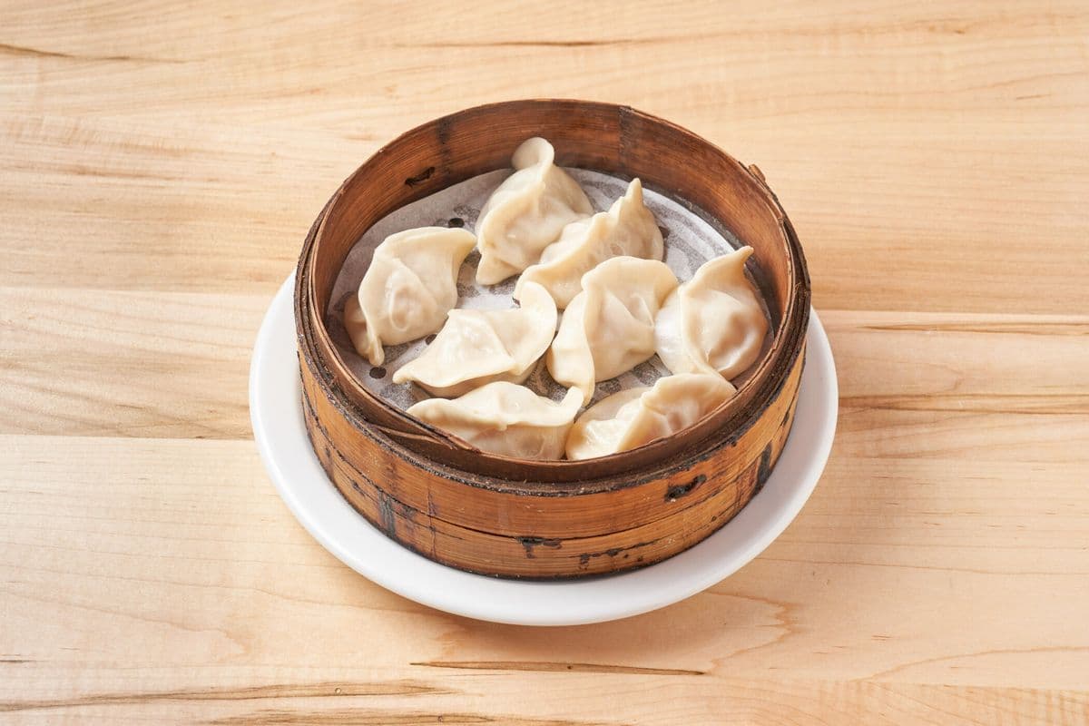 Chicken and Mushroom Dumplings (8 pcs) (蘑菇鸡肉水饺)