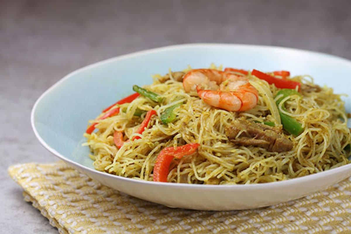 D14. Singapore-Style Fried Rice Vermicelli