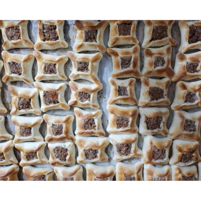 Half Dozen Beef Pies