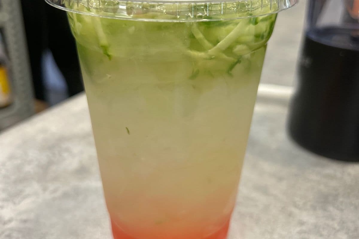 Cucumber Lemonade (22 oz)