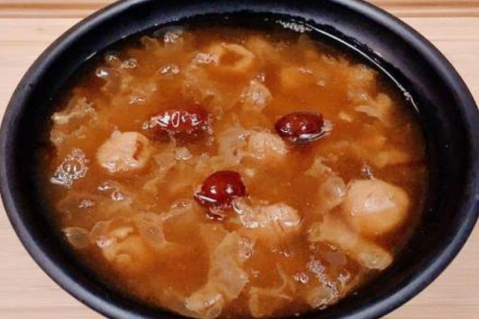 P5. Reddate Longan Stew Peach Gum 紅棗桂圓雪耳桃膠羹