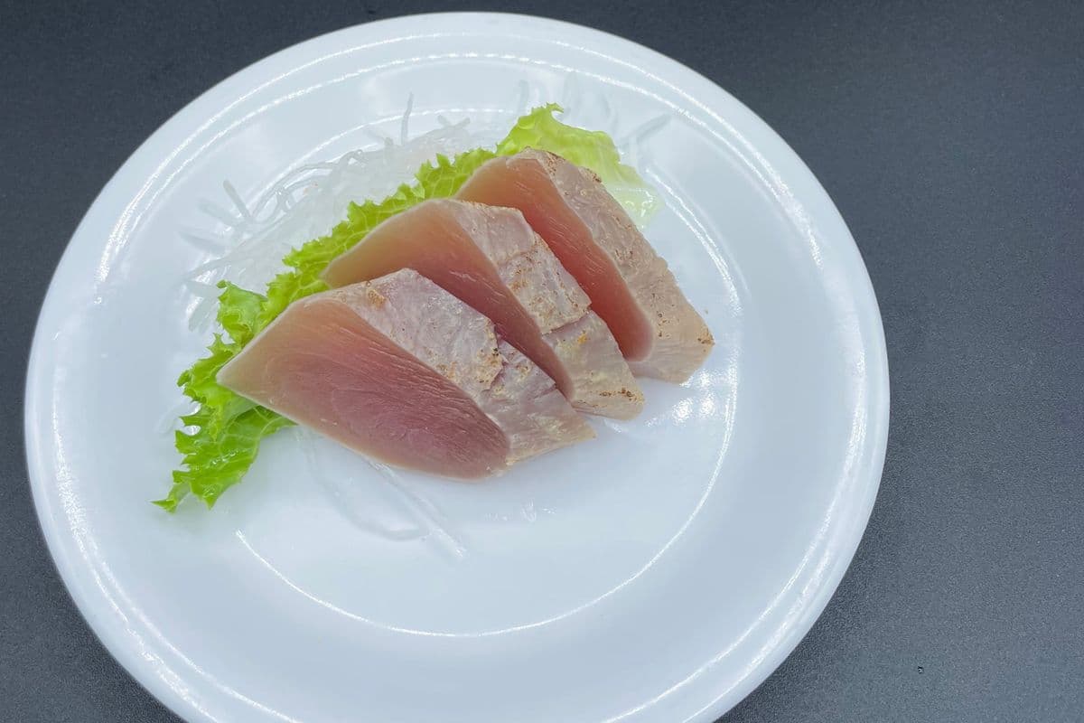202 Albacore (White Tuna) Sashimi (3pcs)