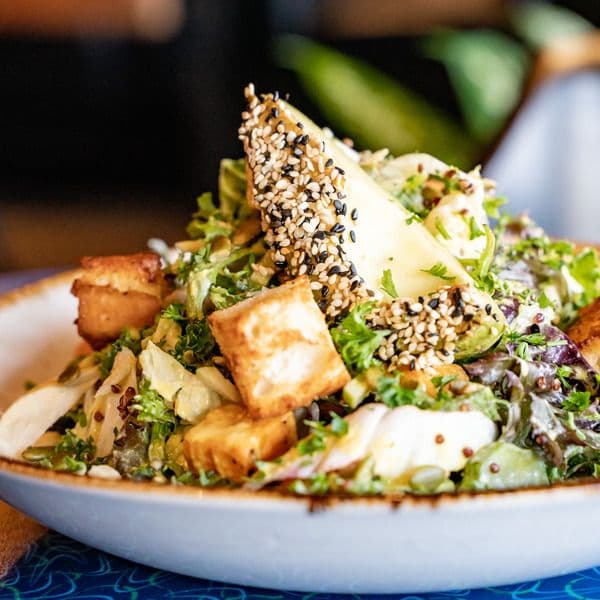 SUPERFOOD AVOCADO SALAD - Vegetarian