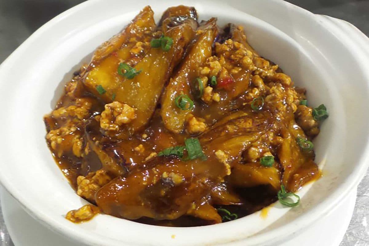 94. Eggplant and Salted Fish Sauce Hot Pot