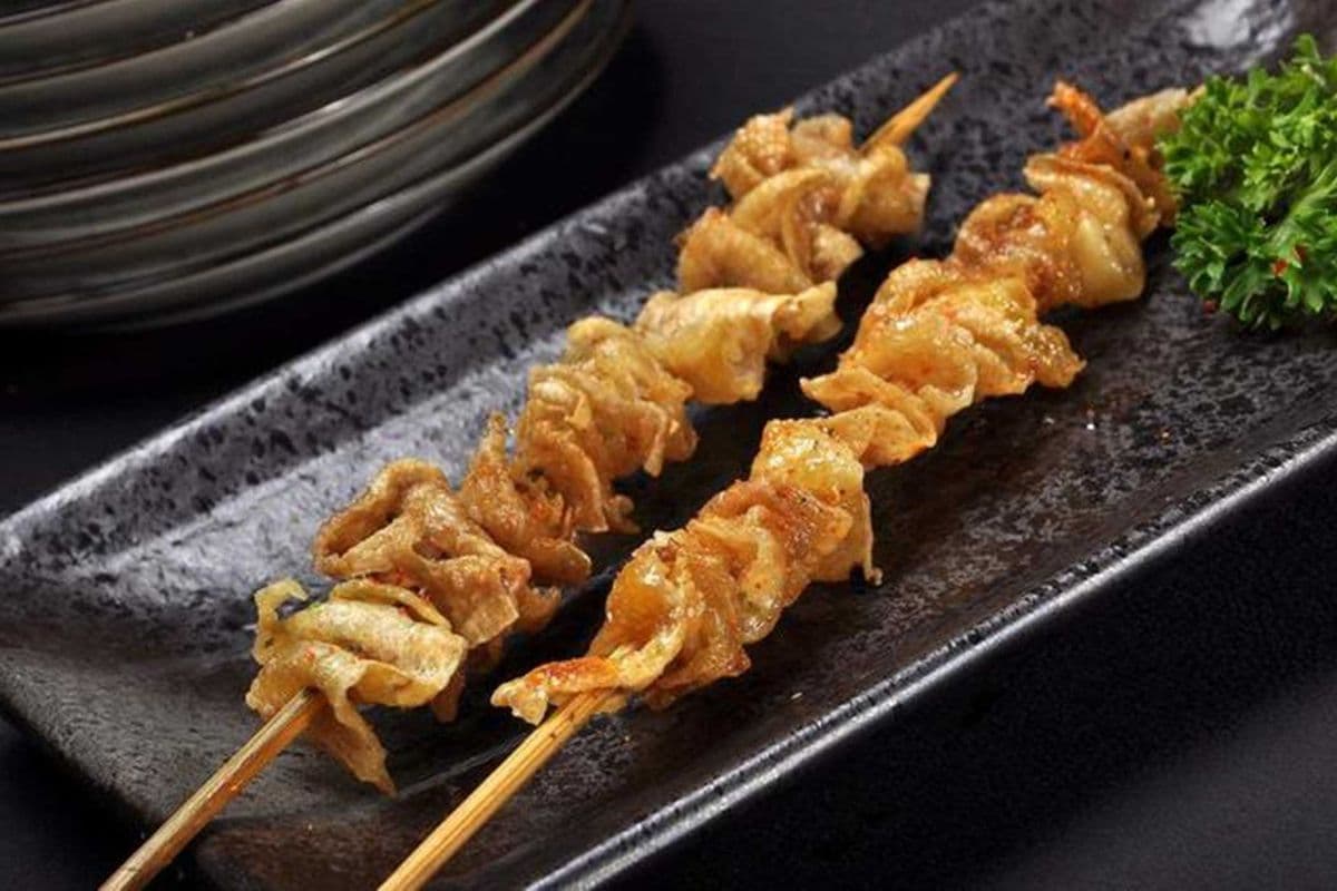 Chicken Skin (2 Skewers) 碳烤 鸡皮