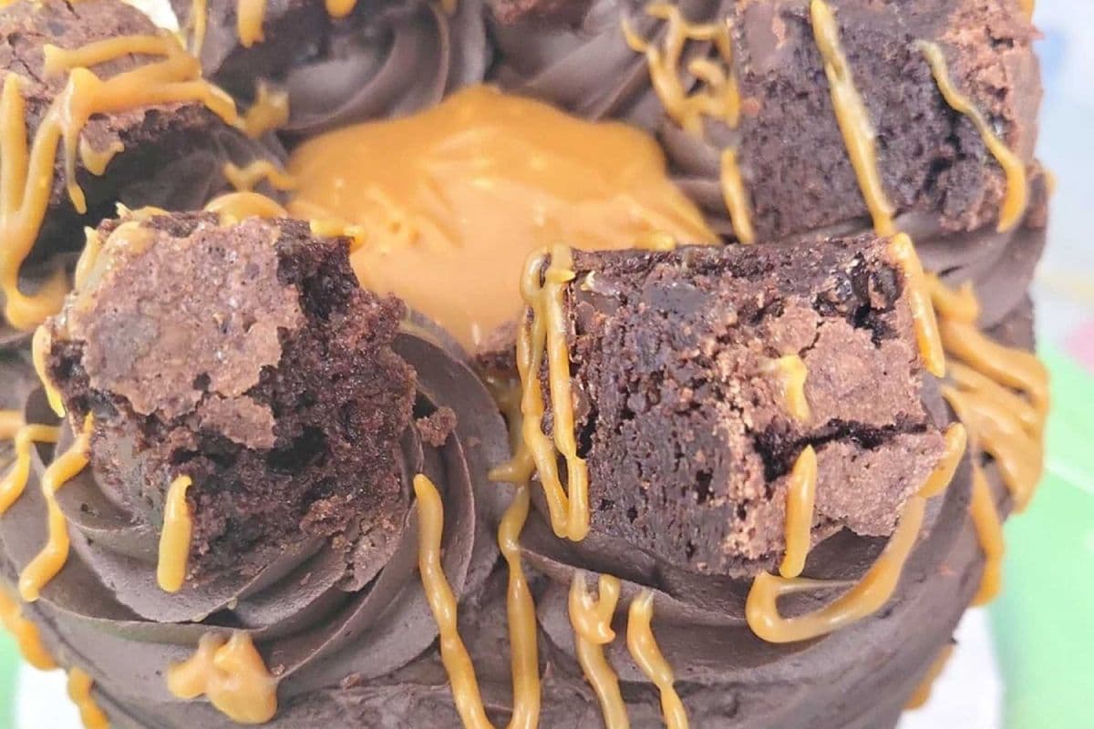 Chocolate Caramel Cake