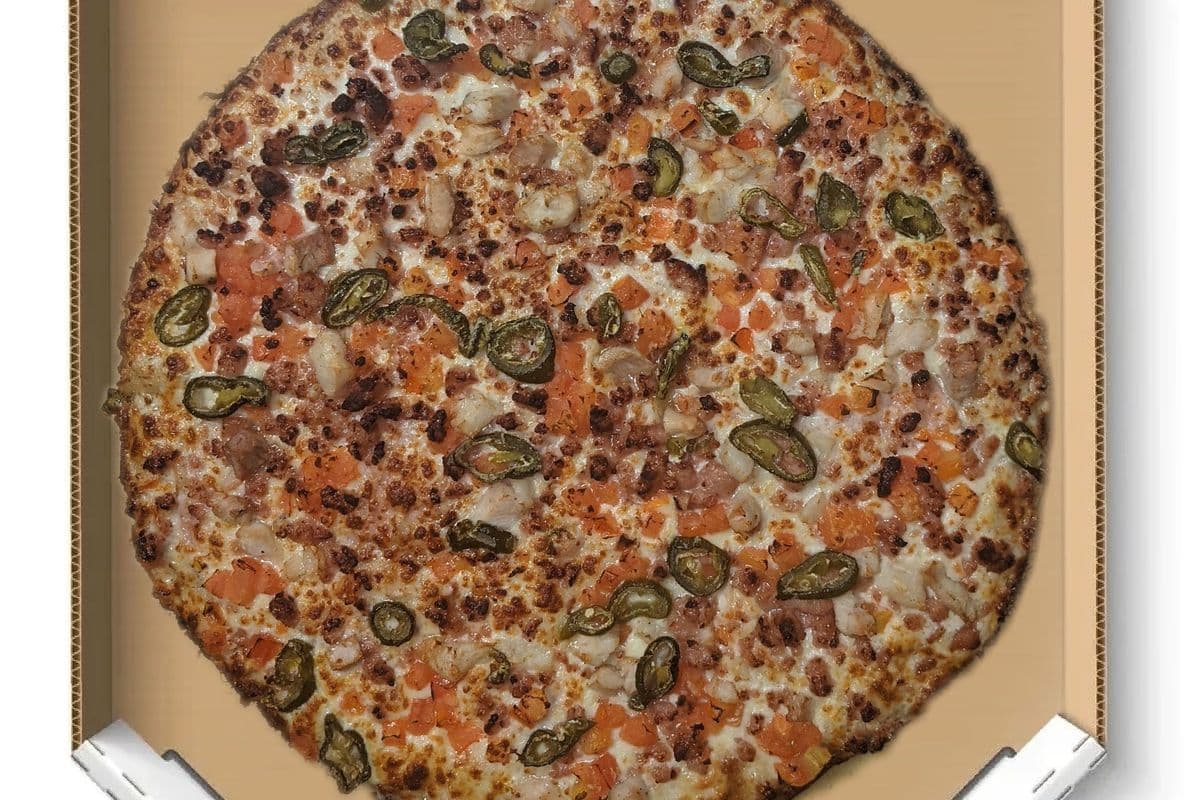 Medium Chicken Club Pizza