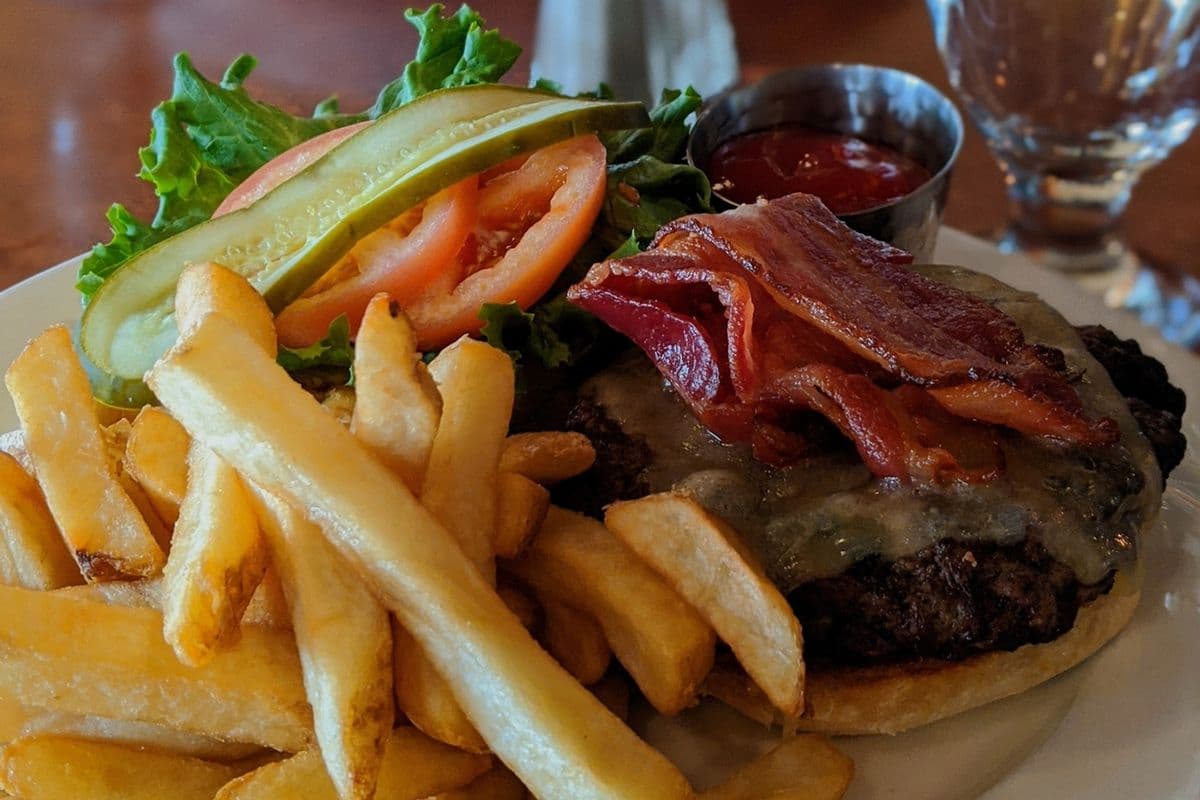 Bacon Cheddar Burger