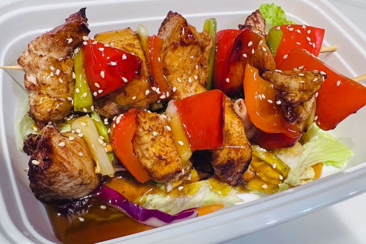 B6. Chicken Yakitori (2 pcs)