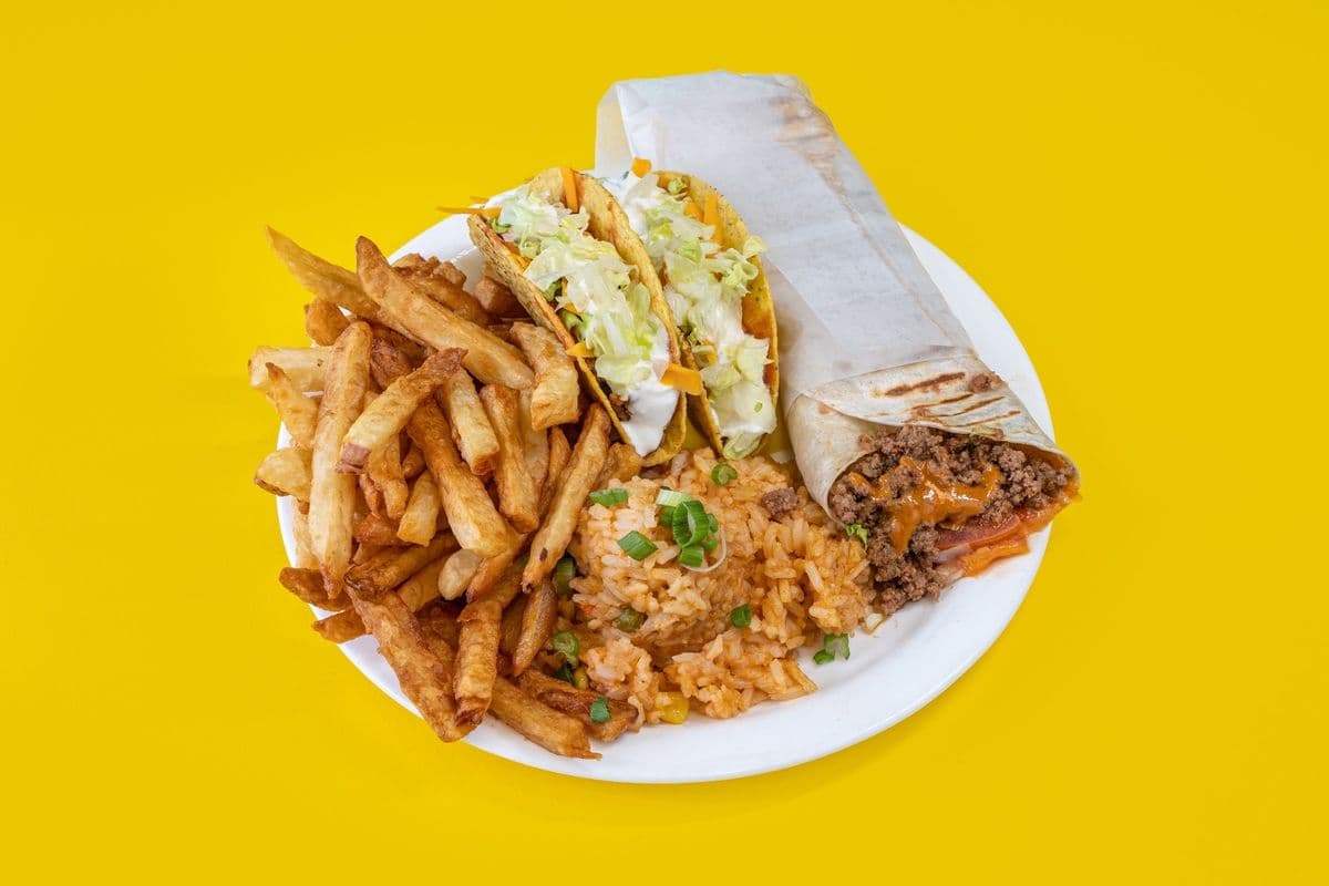 Combos #5 - 2 Mexitacos et 1 burrito / 2 Mexitacos and 1 Burrito