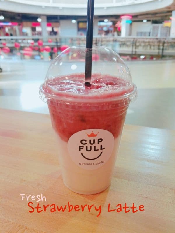Strawberry Latte